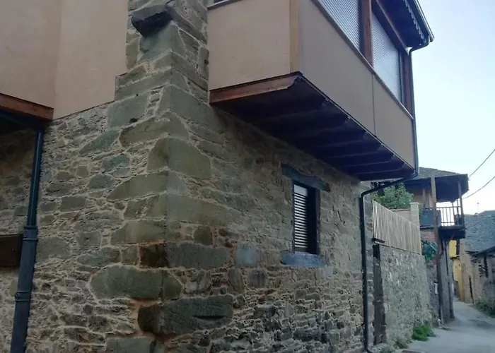 Сasa de vacaciones Casa Del Patio Villanueva de Valdueza